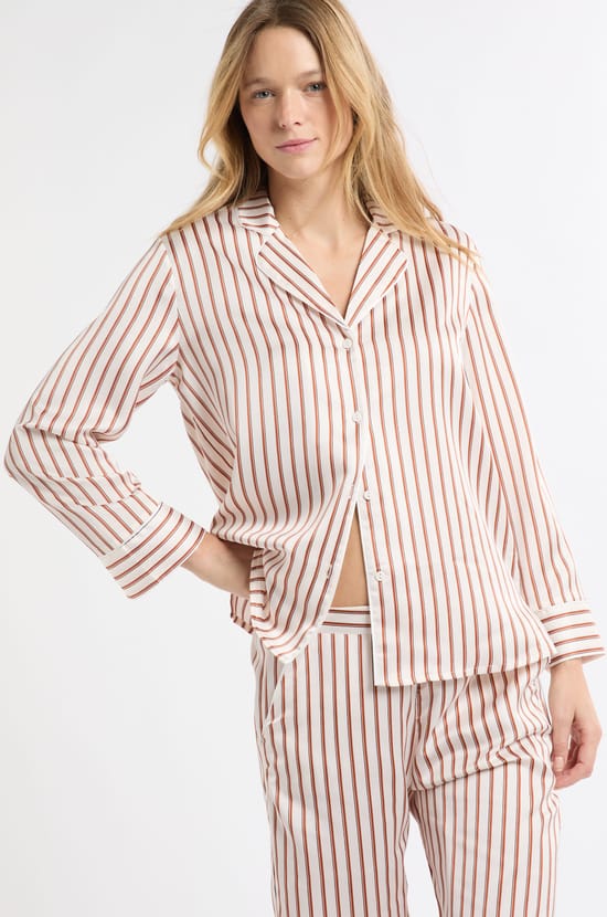 Chemise de pyjama à rayures en satin;${refinementColor}