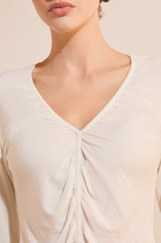 T-shirt manches longues drap&eacute; col V;${refinementColor}