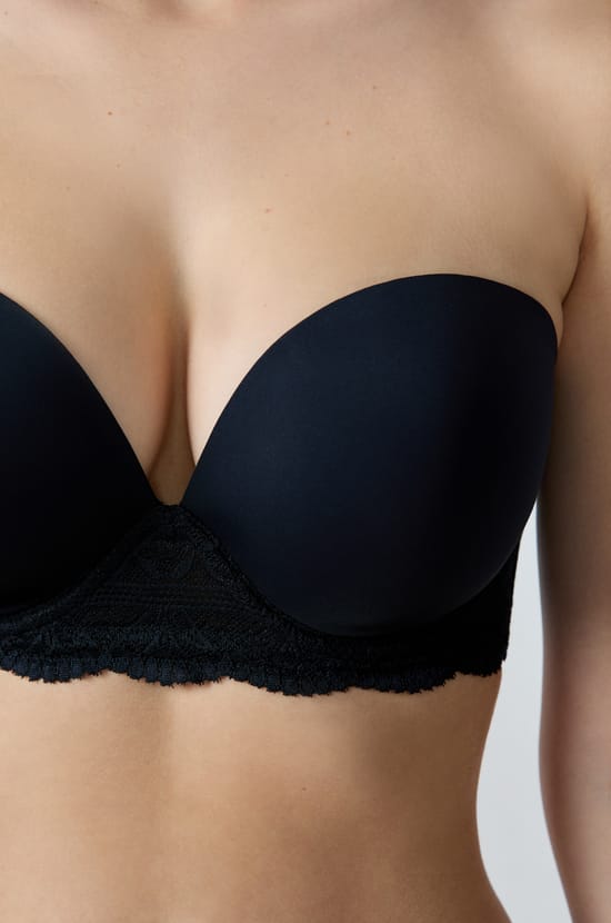 Lightly Lined Strapless Bra;${refinementColor}