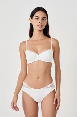 Bra con aros clásico de encaje;${refinementColor}