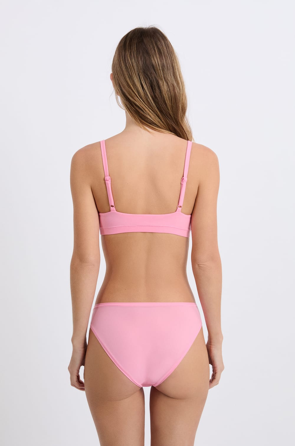 Wireless bralette in microfibre;${refinementColor}