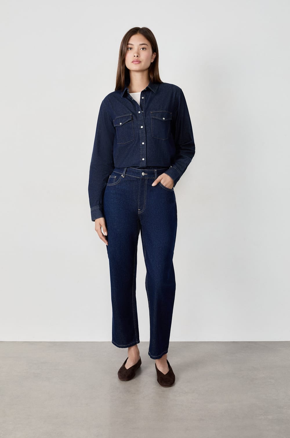 Jean droit;${refinementColor}