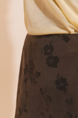 Jupe courte fluide &agrave; motifs;${refinementColor}