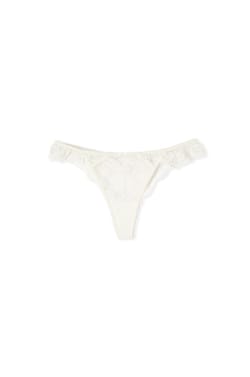 Tanga en dentelle;${refinementColor}