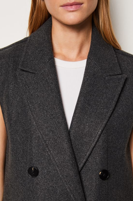 Veste sans manches;${refinementColor}