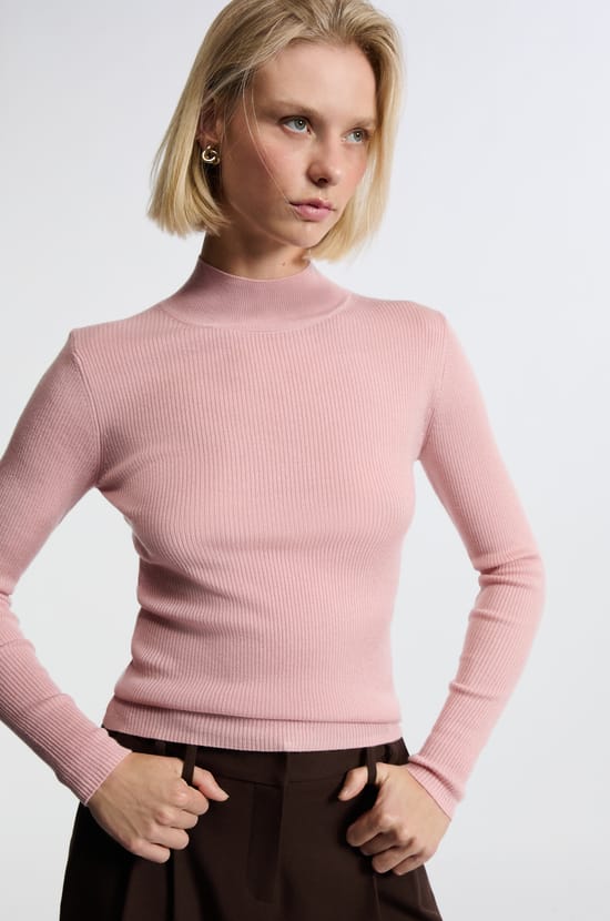 Pull à manches longues col montant avec laine;${refinementColor}