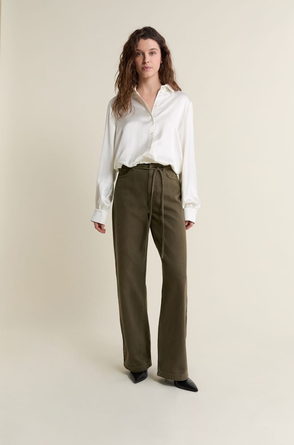 Chemise en satin;${refinementColor}