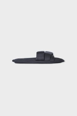 Satin flip-flop slippers;${refinementColor}