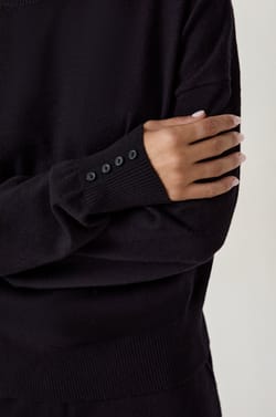 Pull col rond manches longues;${refinementColor}