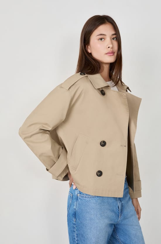 Short Trench Coat;${refinementColor}