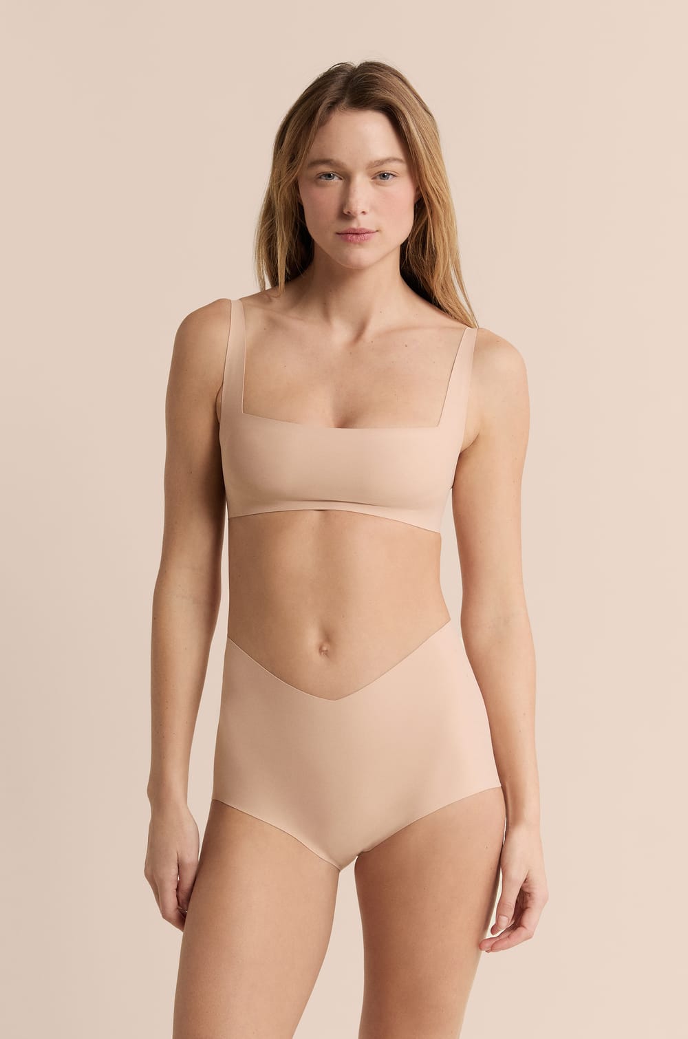 Push-up Brief in Microfibre;${refinementColor}