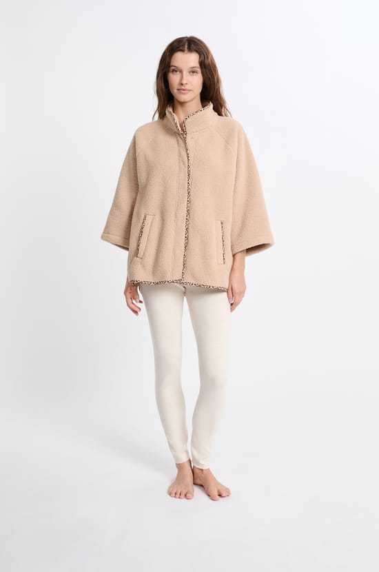 Veste avec détails à motifs effet polaire;${refinementColor}