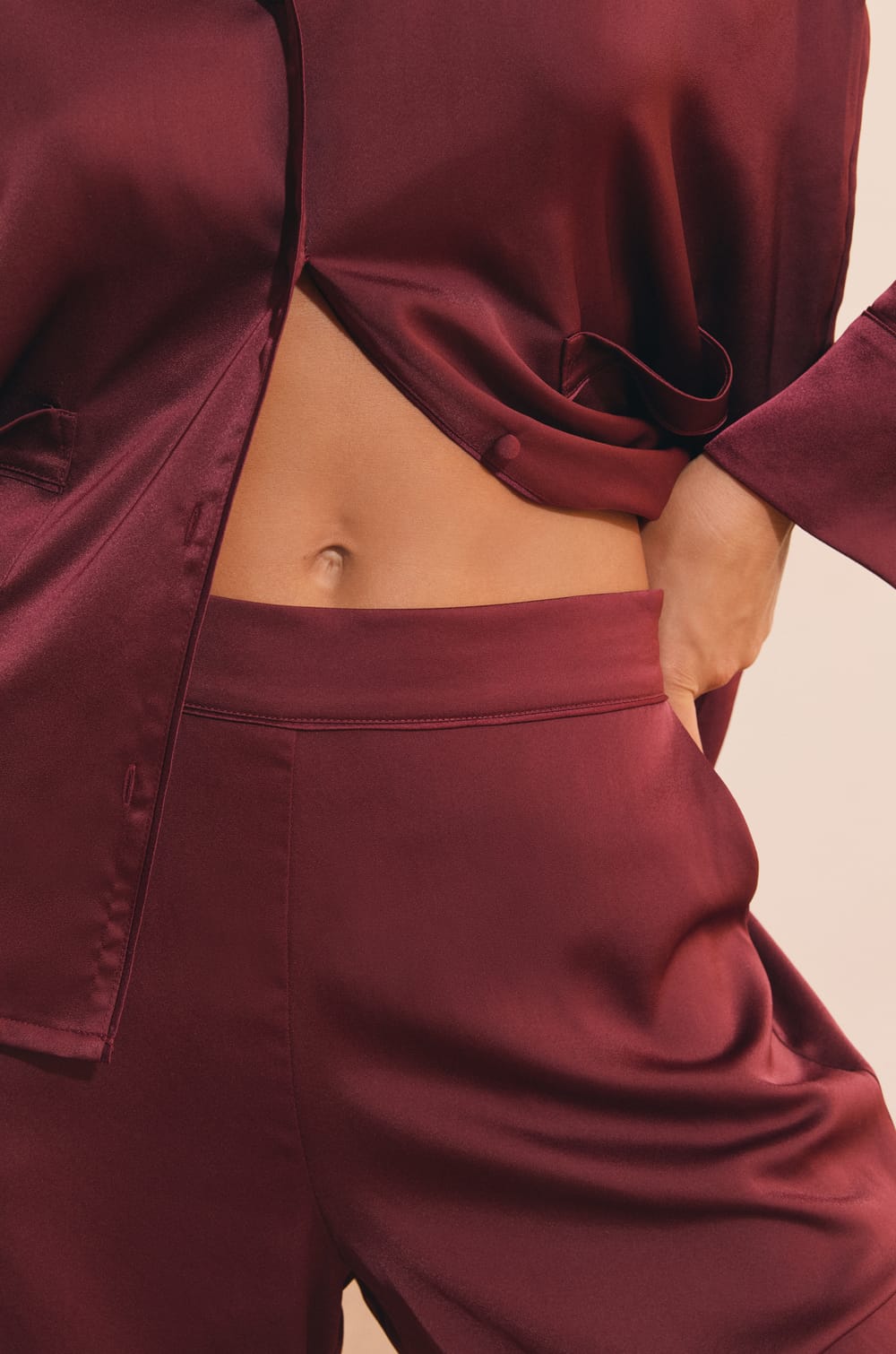 Pantalon de pyjama satin&eacute;;${refinementColor}