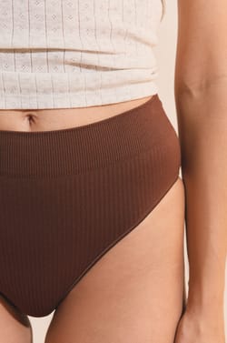 Culotte midi &eacute;chancr&eacute;e;${refinementColor}