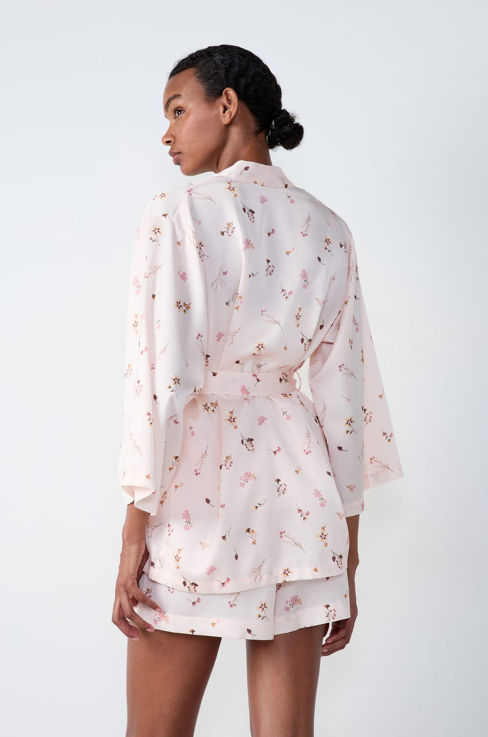 3-Piece Patterned Satin Pajamas;${refinementColor}