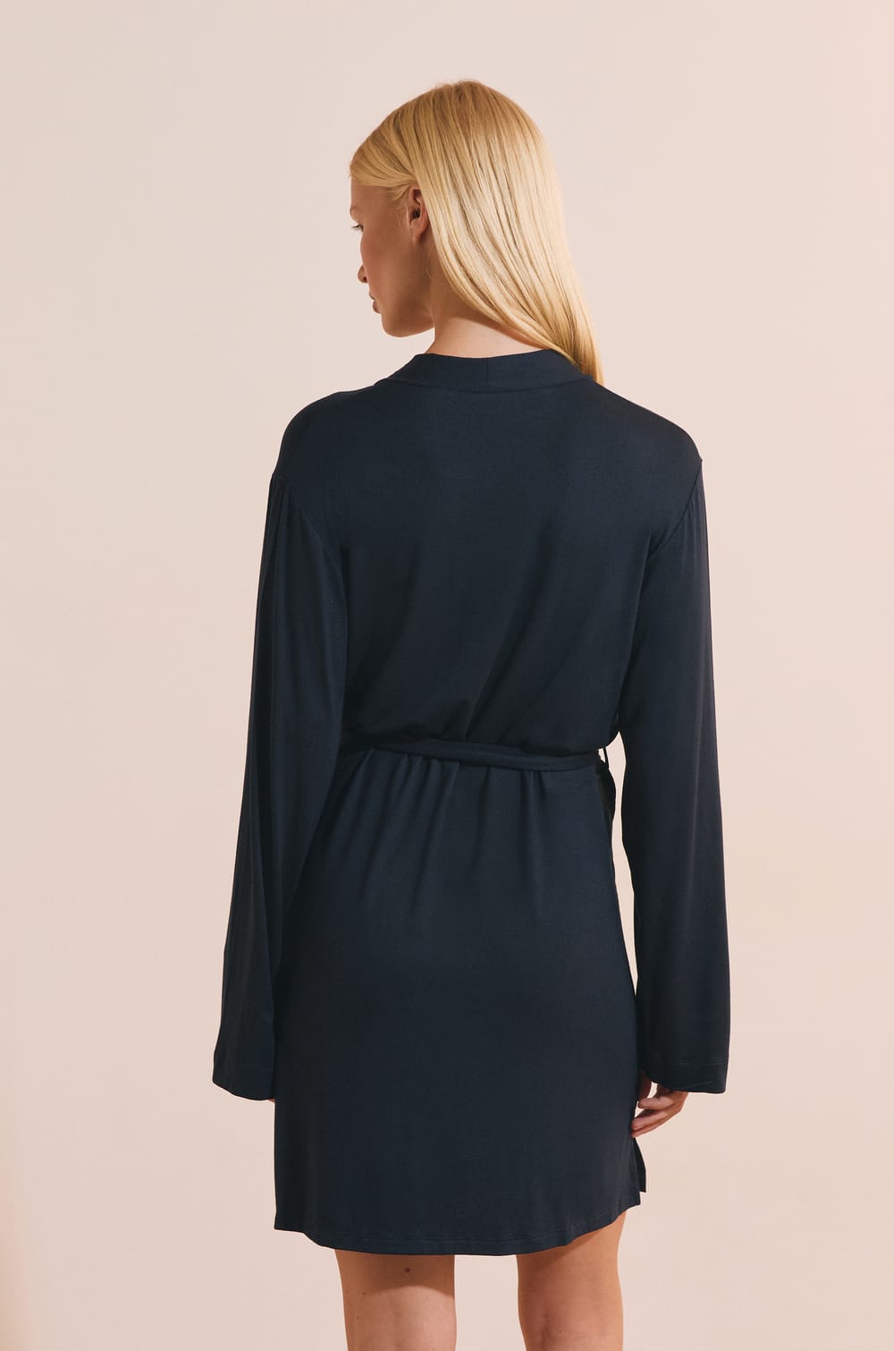 D&eacute;shabill&eacute; avec ceinture;${refinementColor}