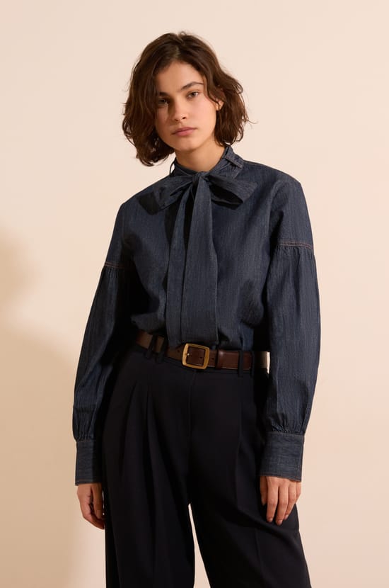 Chemise en jean avec lien &agrave; nouer;${refinementColor}