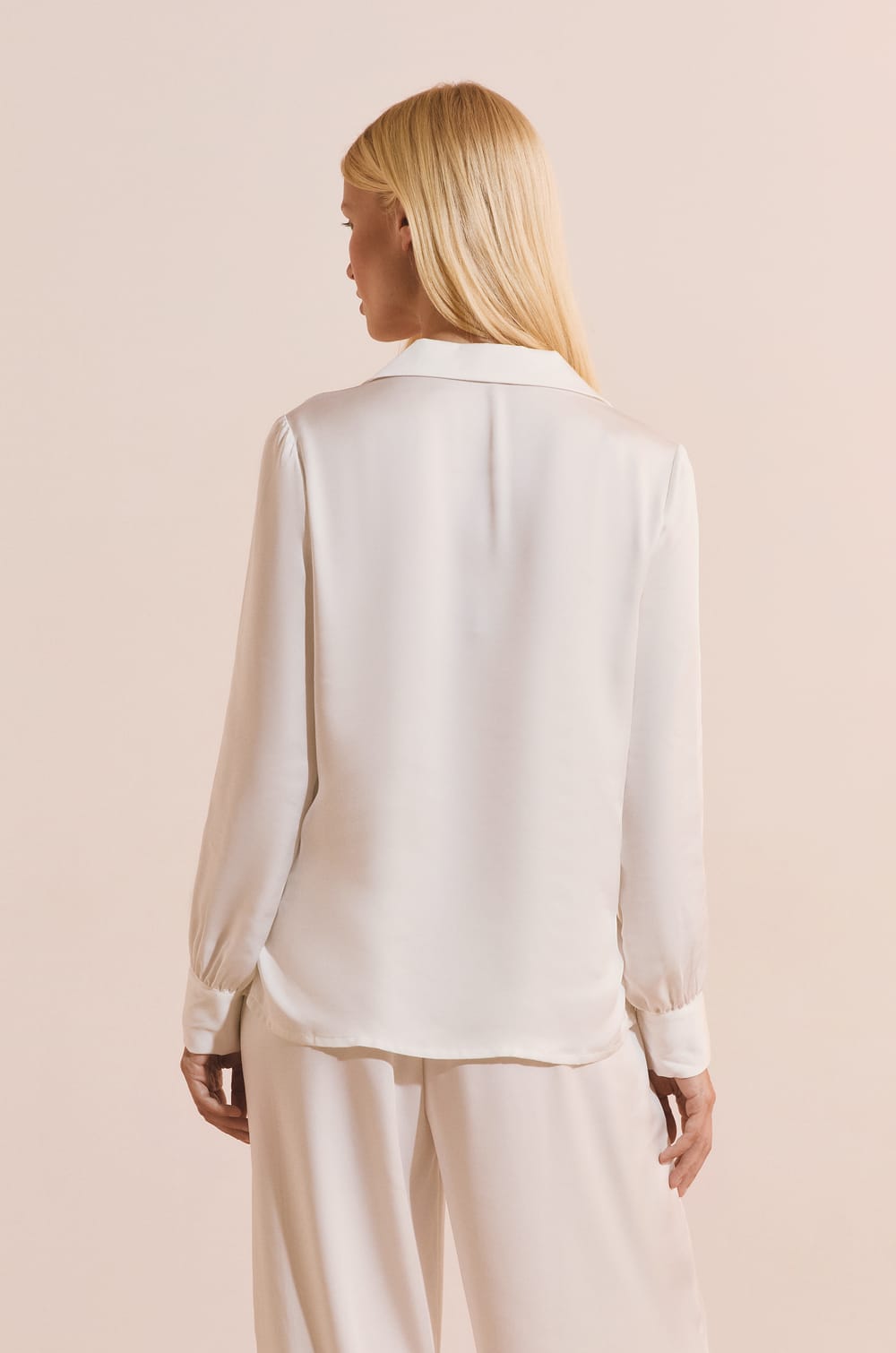 Chemise de pyjama satin&eacute;e;${refinementColor}