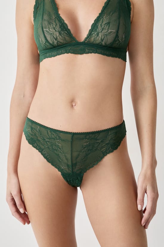 Tanga en dentelle;${refinementColor}