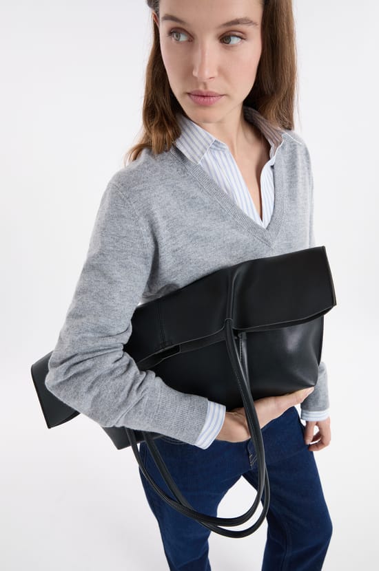 Handbag with Handle;${refinementColor}