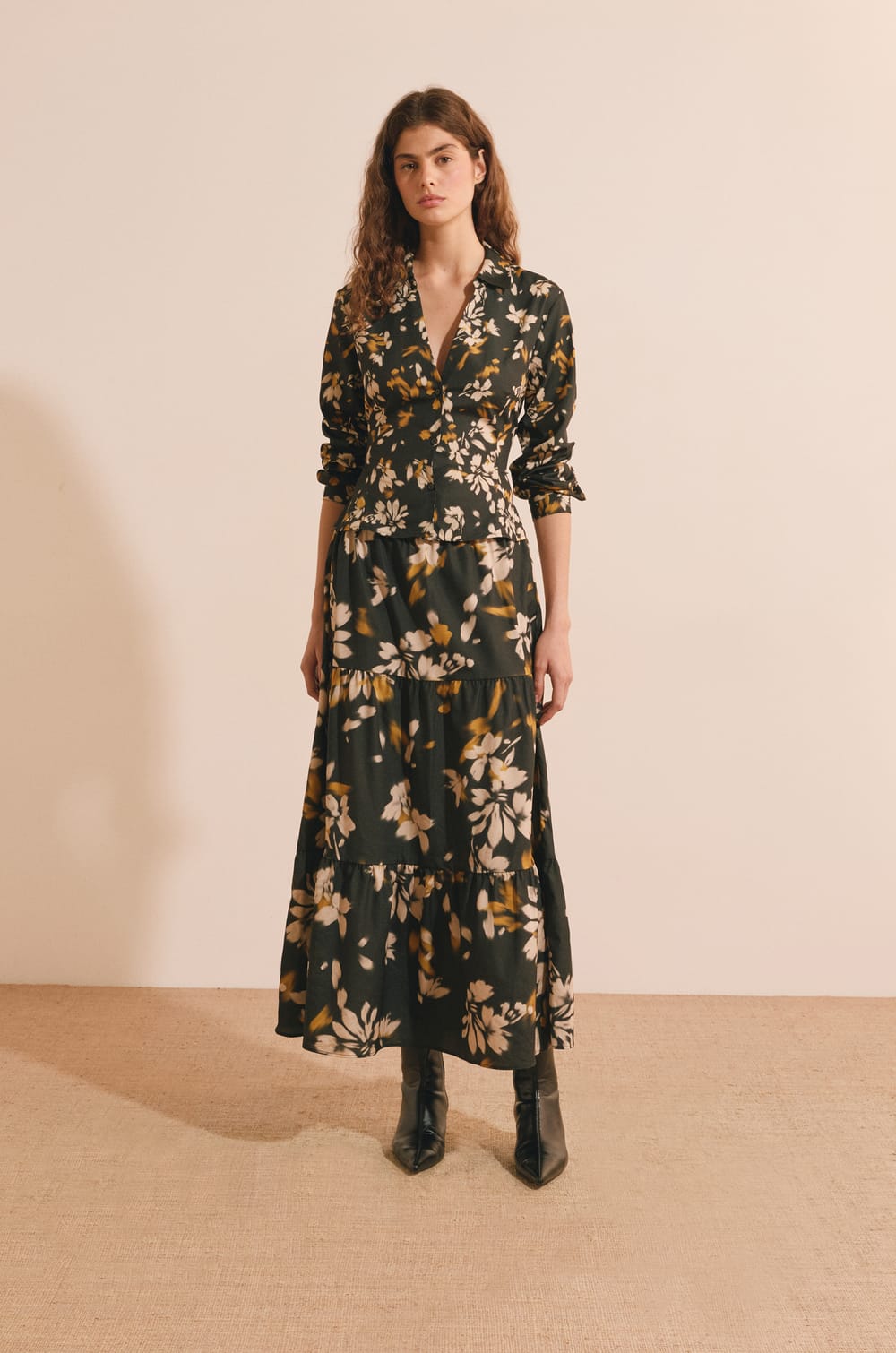 Jupe longue &agrave; fleurs;${refinementColor}