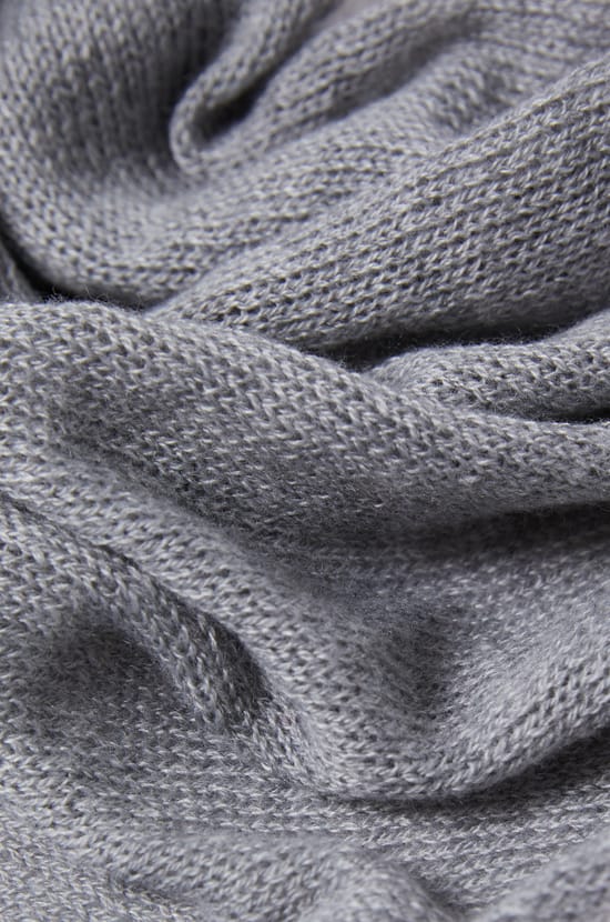 Foulard en maille;${refinementColor}