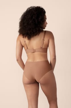 Sujetador  N&ordm; 4 - El sujetador de copas finas;${refinementColor}