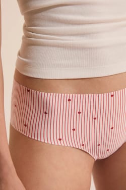 Hipster en microfibre &agrave; motif coeurs;${refinementColor}