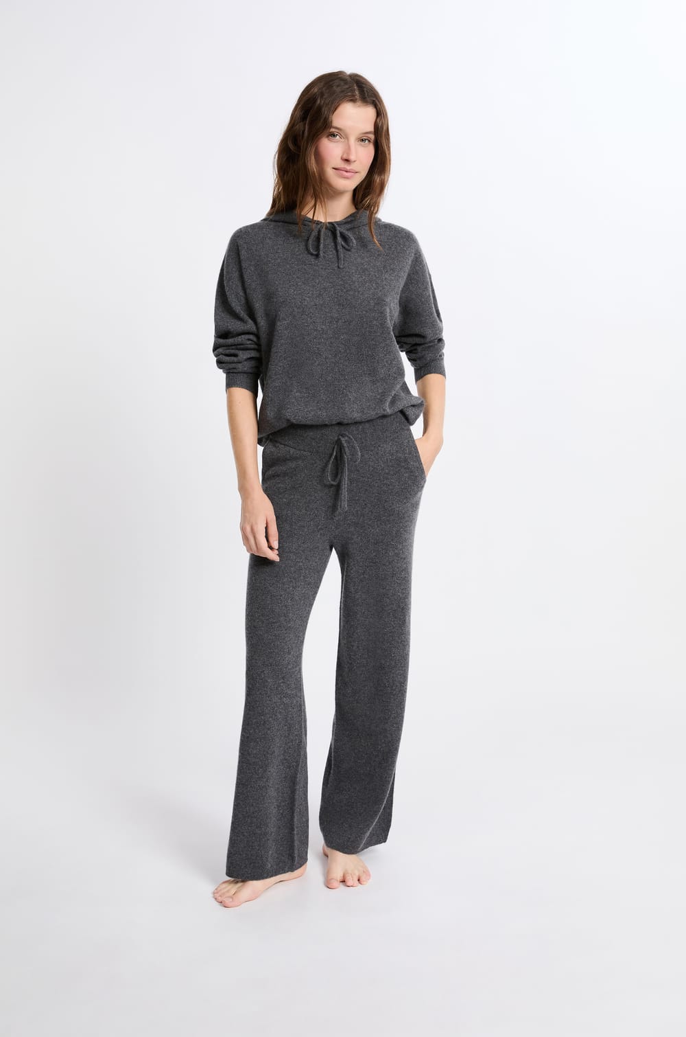 Cashmere Hoodie;${refinementColor}