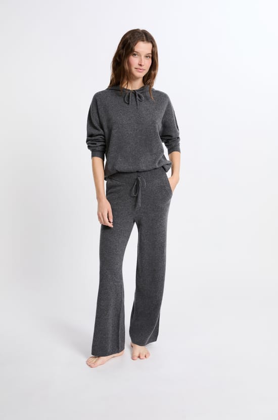 Pull à capuche en cachemire;${refinementColor}