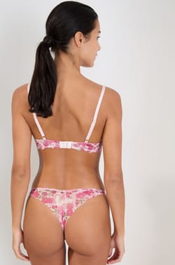 Soutien-gorge triangle en dentelle;${refinementColor}