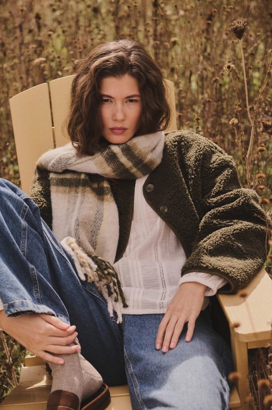 Veste en polaire;${refinementColor}