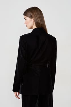 Blazer &agrave; nouer en velours;${refinementColor}