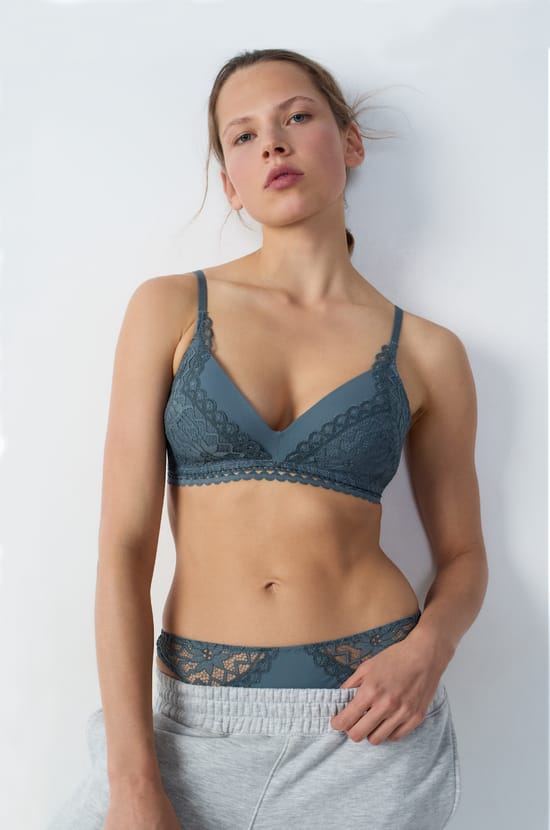 Wireless Lightly Lined Demi Bra;${refinementColor}
