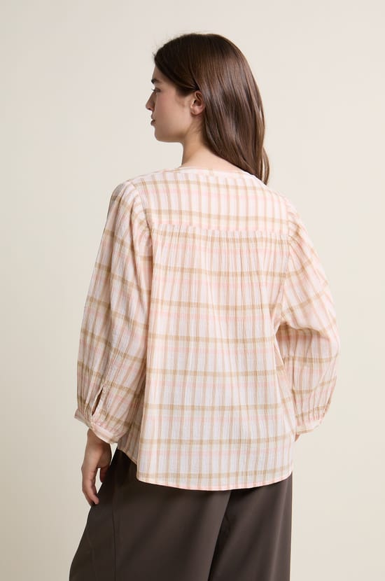 Blouse &agrave; carreaux en coton;${refinementColor}