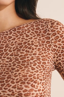 T-shirt thermique col bateau avec cachemire;${refinementColor}