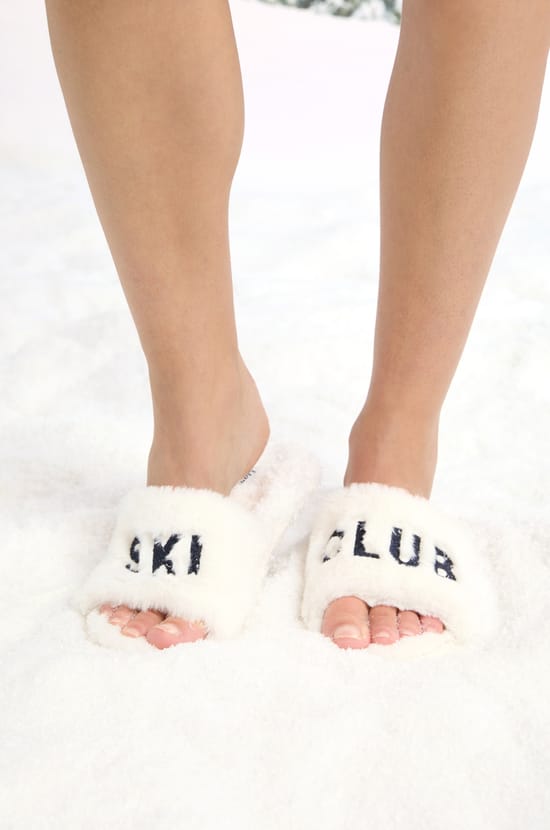 Flip-Flop-Hausschuhe aus Kunstfell;${refinementColor}