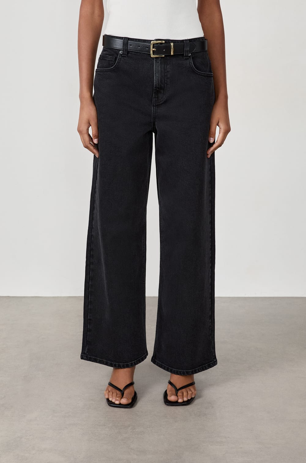 Rechte jeans;${refinementColor}