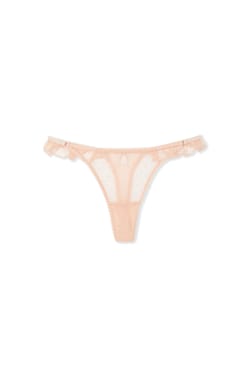 String aus T&uuml;ll;${refinementColor}