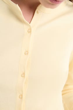 T-shirt boutonn&eacute; &agrave; manches longues en coton;${refinementColor}