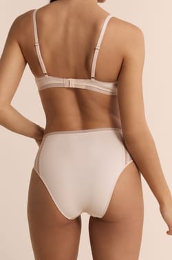 Kalhotky midi s krajkov&yacute;mi detaily;${refinementColor}