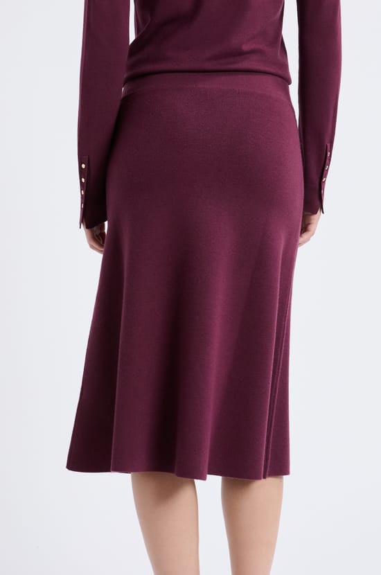Flared Fine Knit Skirt;${refinementColor}