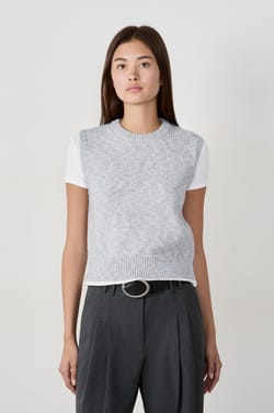 Sleeveless Round Neck Sweater;${refinementColor}