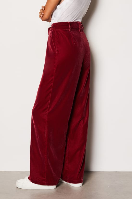 Pantalon fluide en velours;${refinementColor}