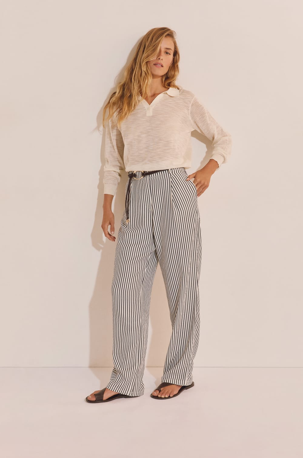 Pantalon &agrave; rayures;${refinementColor}