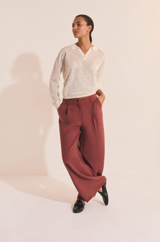 Wide-Leg Pleated Trousers;${refinementColor}