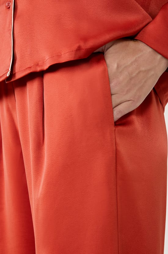 Pantalon de pyjama satiné;${refinementColor}
