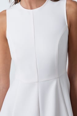 Short Straight Dress;${refinementColor}