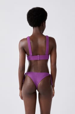 Triangle haut de maillot de bain brillant;${refinementColor}