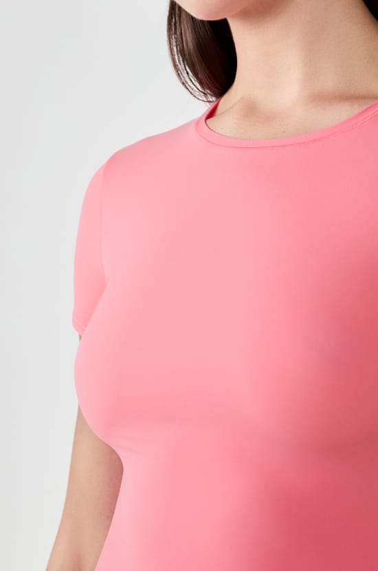 T-shirt manches courtes en microfibre;${refinementColor}